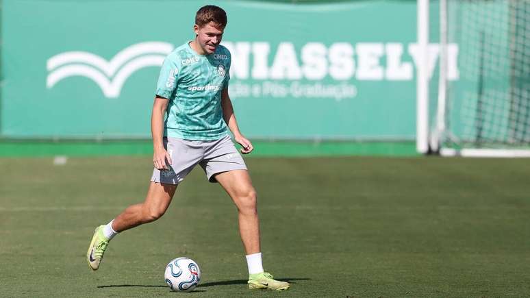 Bruno Fuchs tamb&eacute;m iniciou a transi&ccedil;&atilde;o f&iacute;sica &ndash;