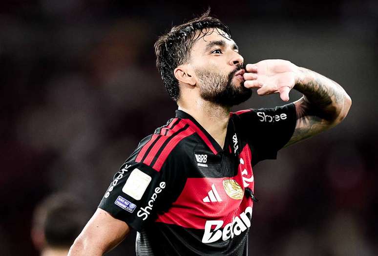 Paquet&aacute; apresentou boa movimenta&ccedil;&atilde;o diante do Vit&oacute;ria pelo Brasileir&atilde;o &ndash;