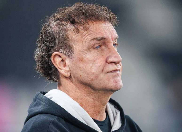 Cuca quer permanecer no comando t&eacute;cnico do Santos at&eacute; o fim da temporada &ndash;
