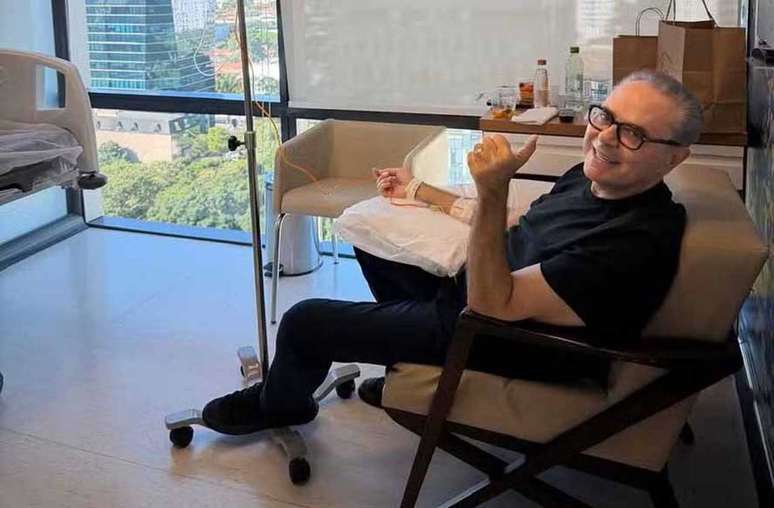 Narrador est&aacute; recuperado da neoplasia &ndash;