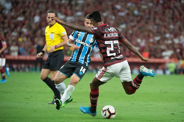Flamengo n&atilde;o tomou conhecimento do Gr&ecirc;mio na semifinal de 2019: 5 a 0 &ndash;