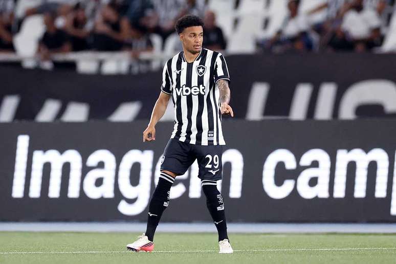 Paulinho ganhou oportunidade no Cl&aacute;ssico Vov&ocirc; &ndash;