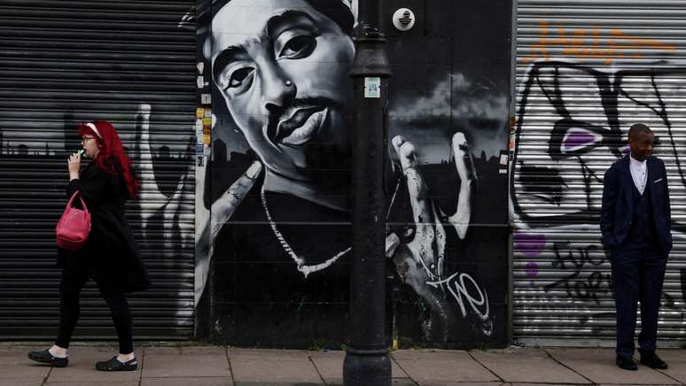 Tupac foi, e possivelmente ainda &eacute;, uma das figuras mais influentes do hip-hop
