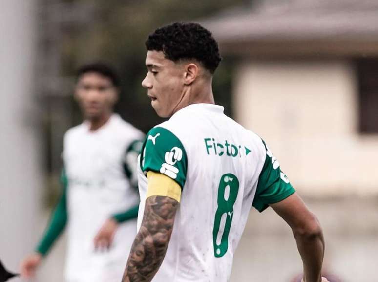 Luis Pacheco &eacute; destaque da base do Palmeiras &ndash;