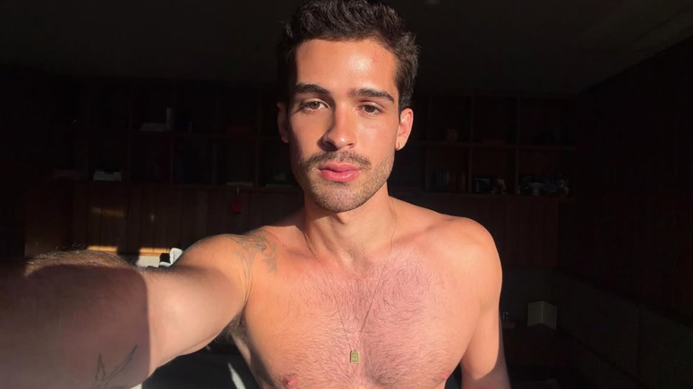 Jo&atilde;o Guilherme reage a lista de famosos sem carisma e se revolta: 'Nunca mais'