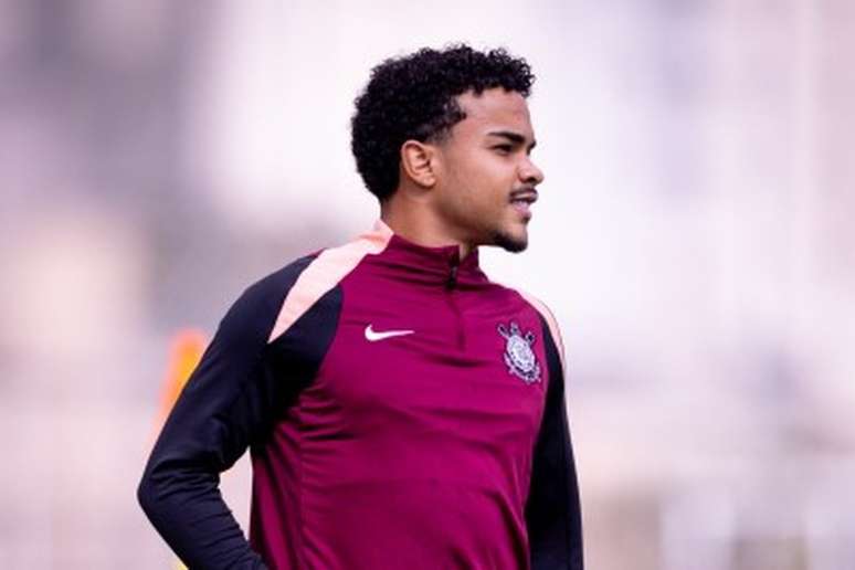 Kaio C&eacute;sar, do Corinthians, sente um inc&ocirc;modo muscular em uma das coxas &ndash; Fotos: Rodrigo Coca/Ag&ecirc;ncia Corinthians