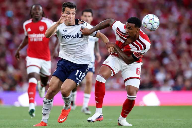 Arsenal e Como ficam no 1 a 1 em amistoso no Emirates Stadium &ndash;