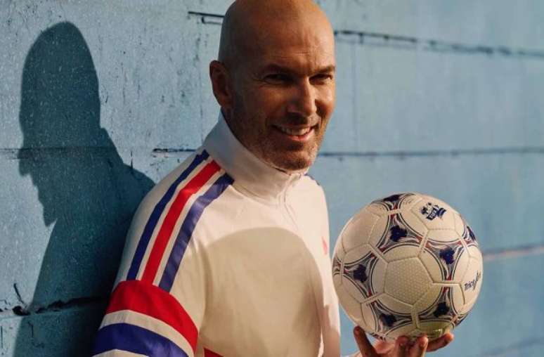 Divulga&ccedil;&atilde;o / Adidas - Legenda: Zidane vai estrear no comando da Fran&ccedil;a no dia 25 de setembro, contra a Turquia
