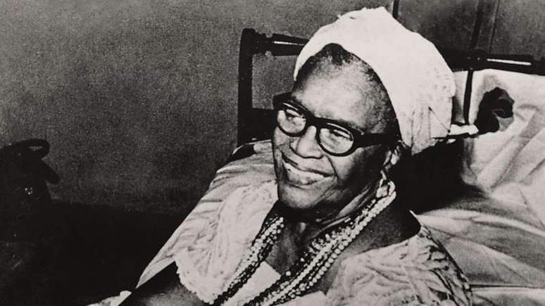 Em 1972, Dorival Caymmi lan&ccedil;ou 'Ora&ccedil;&atilde;o de M&atilde;e Menininha' em homenagem &agrave; m&atilde;e de santo
