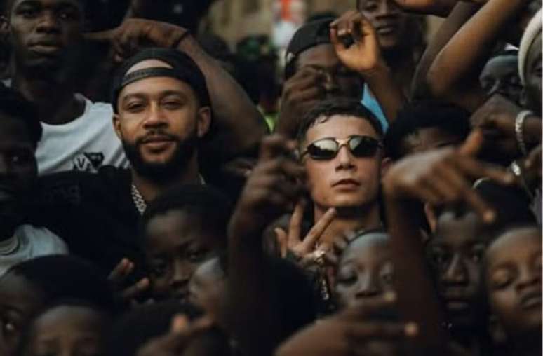 Memphis Depay e Mc Hariel &ndash;
