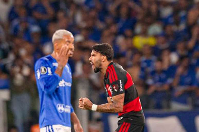 Paquet&aacute; comemora gol de empate no Mineir&atilde;o; gol saiu em seu primeiro toque na bola &ndash;