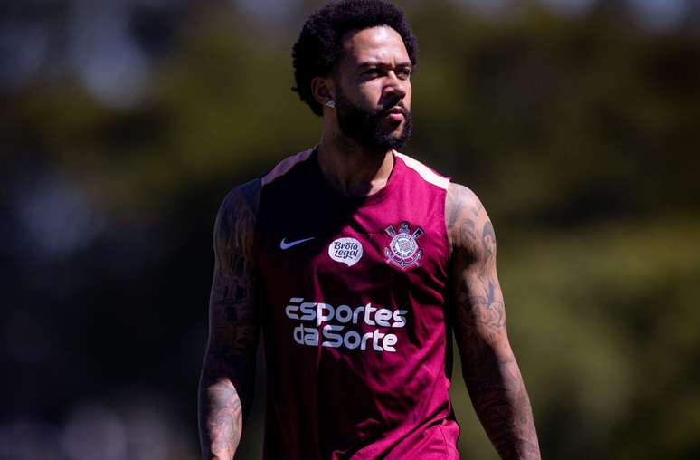 Depay n&atilde;o saiu feliz com o Corinthians &ndash;