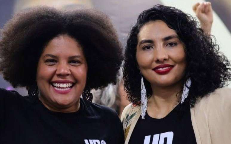 Samara Martins (&agrave; esquerda) ao lado da vice Raquel Bricio
