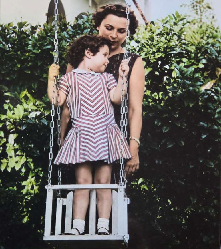 A m&atilde;e de Alina Fern&aacute;ndez s&oacute; revelou &agrave; sua filha que seu pai era Fidel Castro quando ela tinha 10 anos de idade