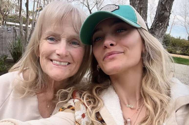 Debbie Rowe e Paris Jackson