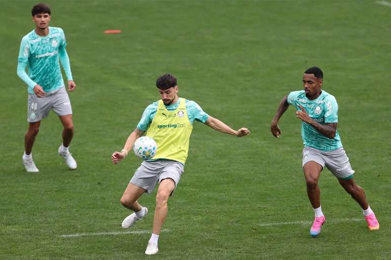 Palmeiras se prepara para enfrentar o Fluminense no Maracan&atilde; &ndash;