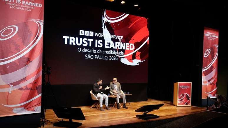 Drauzio Varella conversou com Jo&atilde;o Fellet, jornalista da BBC, no evento BBC World Service: Trust is Earned &ndash; O Desafio da Credibilidade