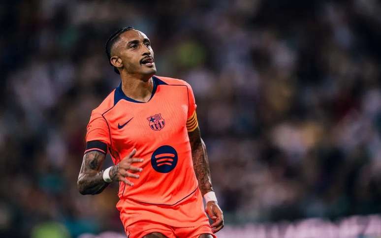 Raphinha, do Barcelona, no amistoso contra o Nottingham Forest –
