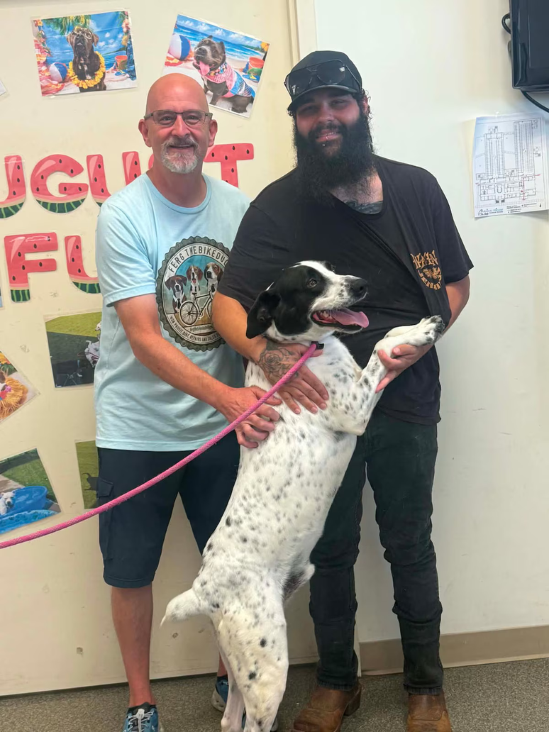 Chris Ferguson, que publicou a foto com Timber, e Reedy.