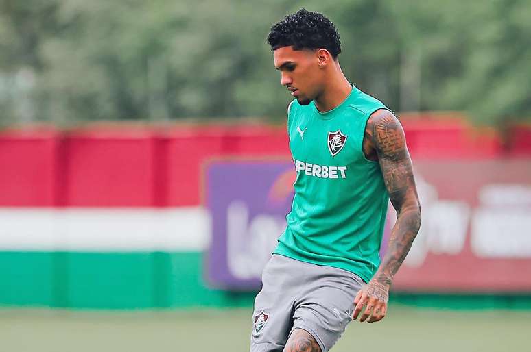 Riquelme Felipe est&aacute; fora de jogo do Flu contra o Independiente Rivadavia pela Libertadores &ndash; Lucas Mer&ccedil;on/FFC
