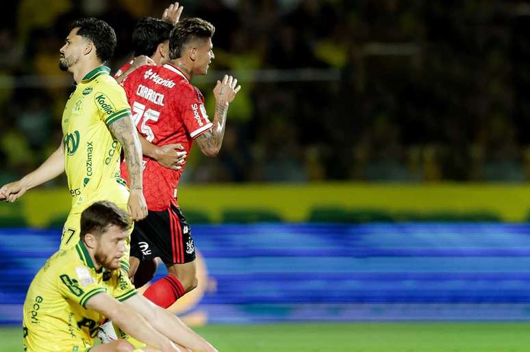 Carrascal abriu o placar para o Flamengo diante do Mirassol &ndash;