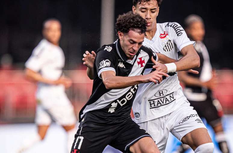 No segundo turno de 2025, Santos sofreu goleada de 6 a 0 do Vasco no MorumBIS &ndash;