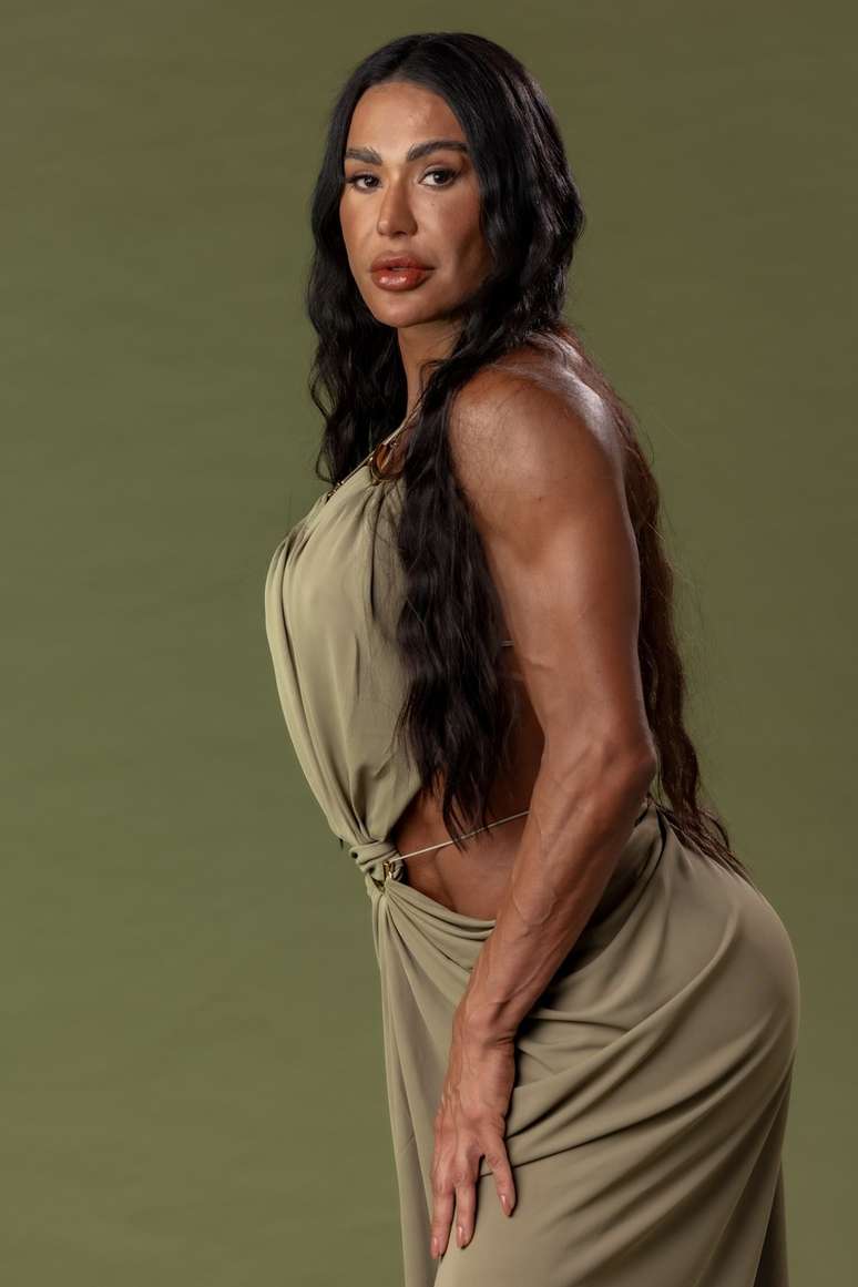 Gracyanne Barbosa &mdash;