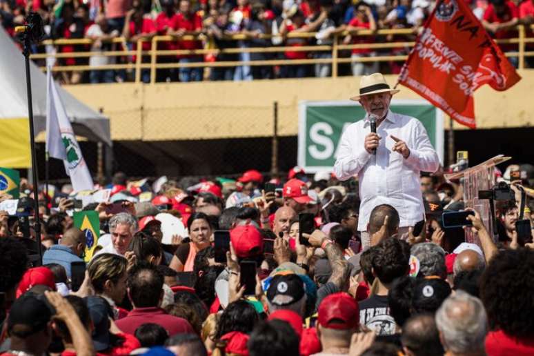 Com&iacute;cio da campanha do presidente Lula no Est&aacute;dio 1&ordm; de maio, em S&atilde;o Bernardo do Campo, marca o in&iacute;cio da campanha para a presid&ecirc;ncia nas elei&ccedil;&otilde;es de 2026