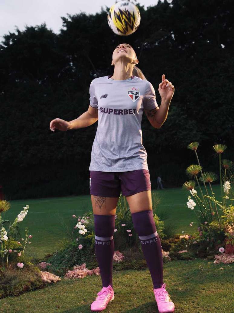 S&atilde;o Paulo lan&ccedil;a terceira camisa in&eacute;dita para o time feminino &ndash;