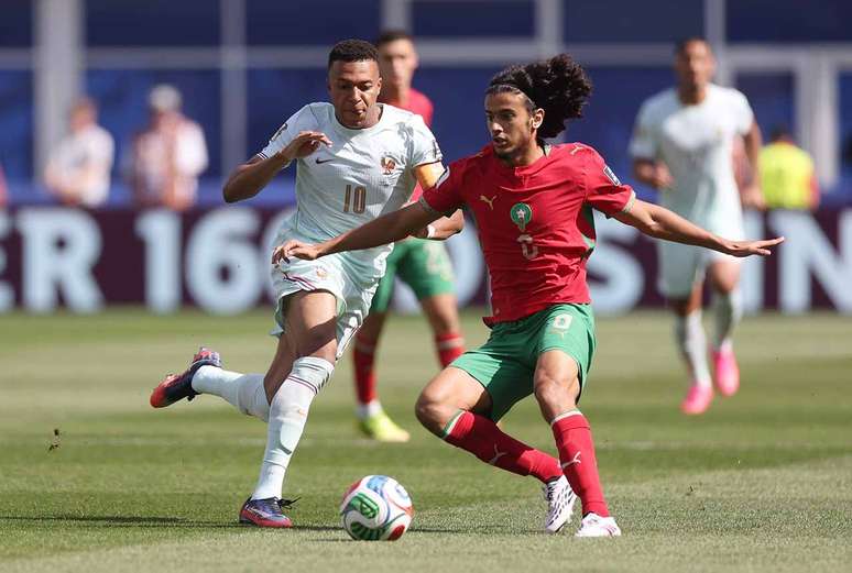 Bouaddi foi um dos grandes destaques de Marrocos na &uacute;ltima Copa do Mundo &ndash;
