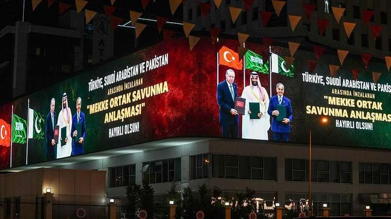 Os tr&ecirc;s pa&iacute;ses trabalharam em conjunto no passado