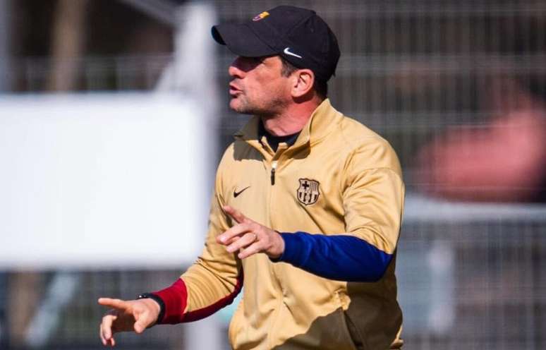Busquets passa a integrar a comiss&atilde;o t&eacute;cnica do time B sob a lideran&ccedil;a do brasileiro Belletti &ndash;
