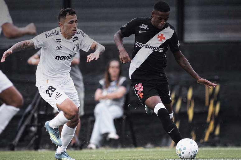 Vasco perdeu para o Santos por 3 a 0 e afundou na zona de rebaixamento do Brasileirão –