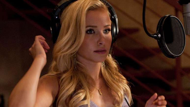 A atriz interpretou a aspirante a cantora country Juliette Barnes na s&eacute;rie de TV Nashville