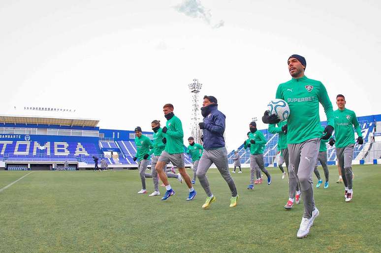 Elenco do Fluminense em treino &ndash;