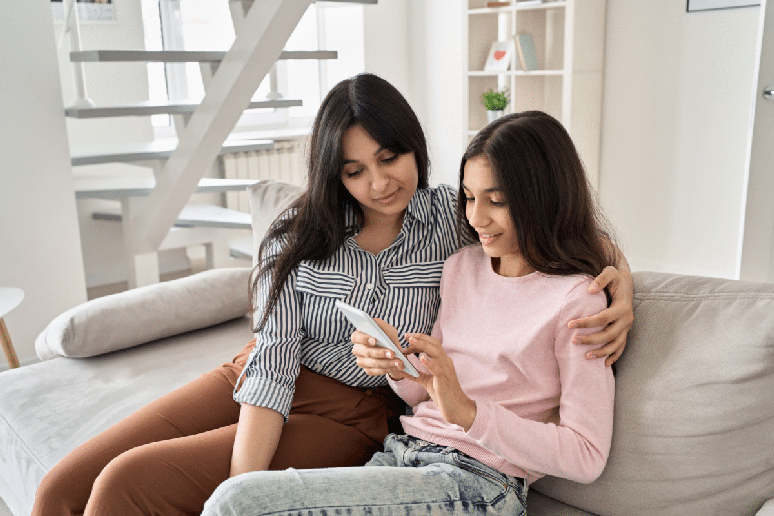 O ECA Digital pro&iacute;be que plataformas criem perfis comportamentais de crian&ccedil;as e adolescentes para direcionar publicidade comercial 