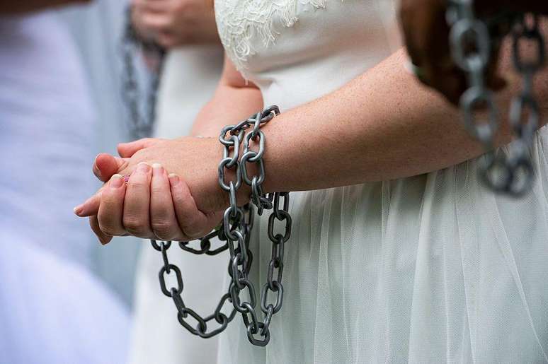 Especialistas indicam que o casamento infantil prejudica os avan&ccedil;os das mulheres e &eacute; uma das causas da desigualdade de g&ecirc;nero
