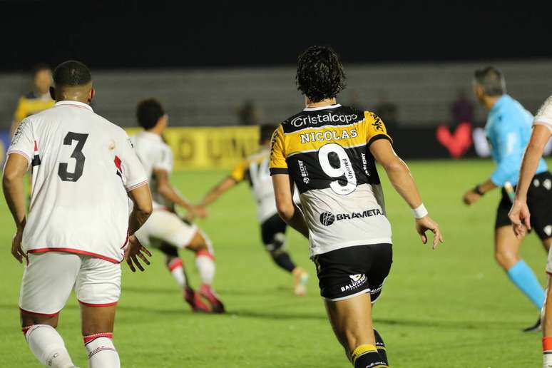 Botafogo-SP e Crici&uacute;ma mediram for&ccedil;as na noite desta quarta-feira (19), pela 23&ordf; rodada da S&eacute;rie B &ndash;