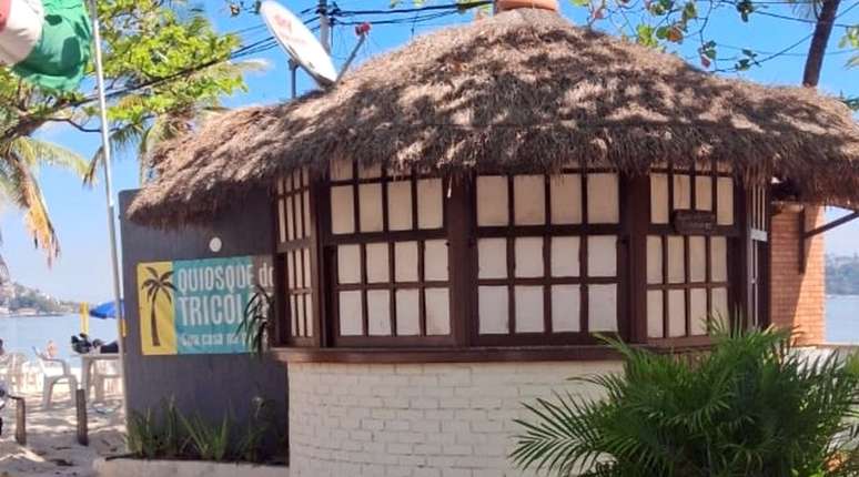 A luta pela reconstru&ccedil;&atilde;o do quiosque da fam&iacute;lia Brito