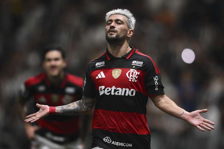 De Arrascaeta pelo Flamengo 