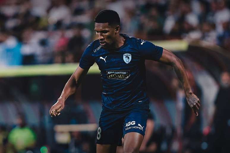Lel&ecirc;, ex-Fluminense, em vit&oacute;ria do Pafos &ndash;