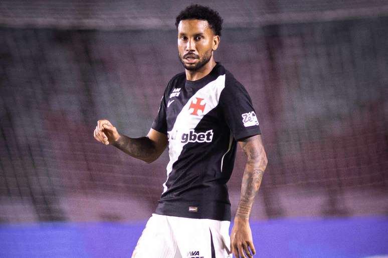 Jair vira desfalque no Vasco &ndash;