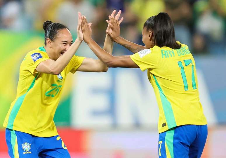 Por ser anfitri&atilde;o, Brasil come&ccedil;a e decide poss&iacute;vel final no Rio de Janeiro &ndash;
