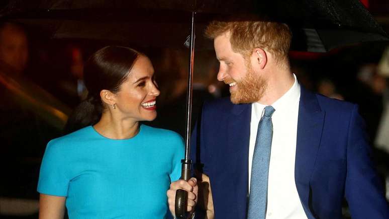 
O pr&iacute;ncipe Harry, da Gr&atilde;-Bretanha, e sua esposa, Meghan, duquesa de Sussex, chegam &agrave; cerim&ocirc;nia do Endeavour Fund Awards, em Londres, em 5 de mar&ccedil;o de 2020.

