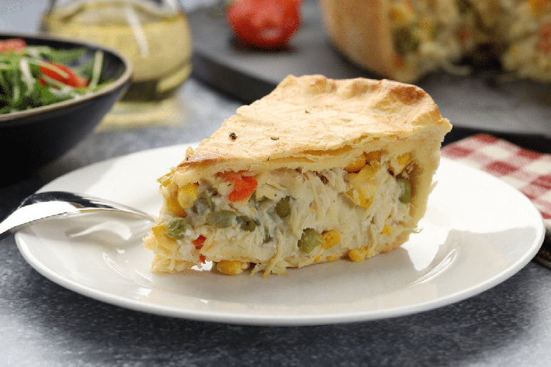 Torta proteica de frango com legumes 