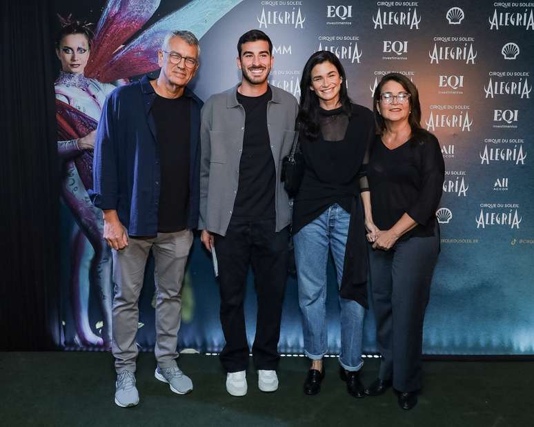 Carol Ribeiro e familia 