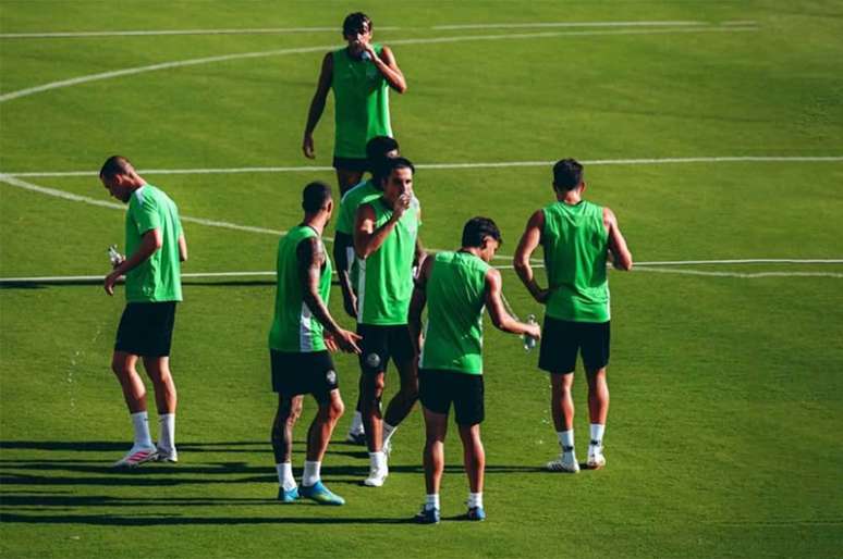 Elche se prepara para a partida diante do Barcelona &ndash;
