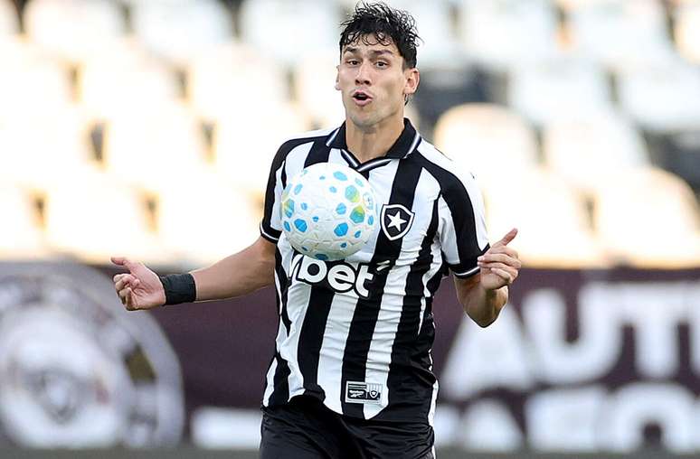 Ferraresi em a&ccedil;&atilde;o pelo Botafogo &ndash; Vitor Silva/Botafogo