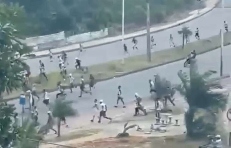 Viol&ecirc;ncia ocorre nas imedia&ccedil;&otilde;es do Barrad&atilde;o e acaba com um morto. Mas um detalhe: era jogo de torcida &uacute;nica, a do Vit&oacute;ria,
