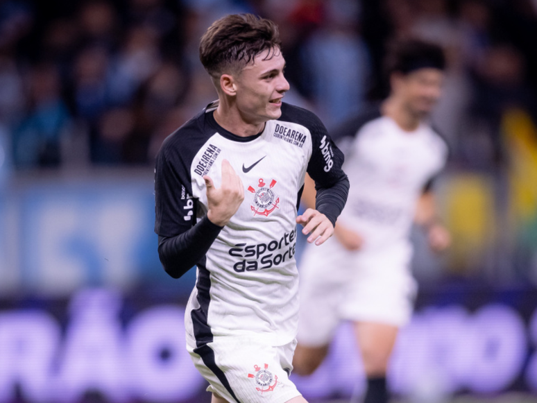 Breno Bidon em a&ccedil;&atilde;o pelo Corinthians 